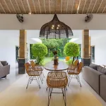 Cezanne Villa By Betterplace